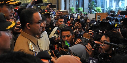 Anies Baswedan tinjau Gedung BEI pascainsiden selasar ambruk