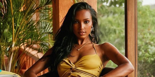 6 Perawatan Buat Si Kulit Gelap ala Supermodel Jasmine Tookes