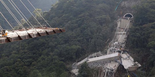 Ini jembatan gantung di Kolombia yang runtuh hingga tewaskan 9 pekerja