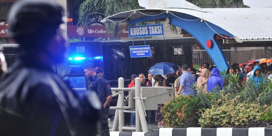 Cerita kepanikan pegawai BEI saat mezanin ambrol karena mengira getaran gempa