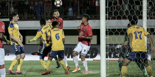 Spaso dan Sagara cetak gol debut, Bali United gilas Tampines