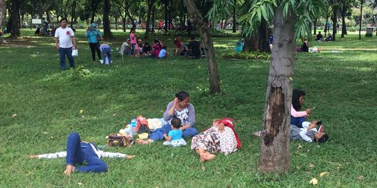 Izinkan pengunjung injak rumput, Sandiaga ubah Monas jadi Central Park