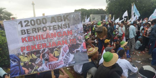 Aksi ribuan nelayan Cantrang geruduk Istana