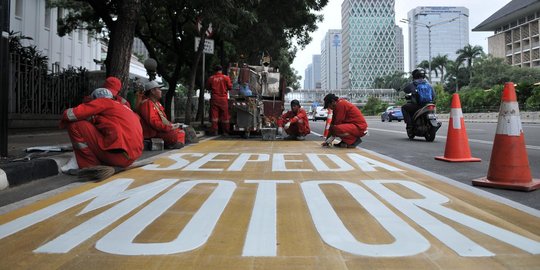 Ini jalur khusus yang disediakan untuk sepeda motor di MH Thamrin