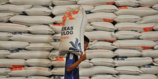 Hingga 17 Januari, stok beras Bulog mencapai 854.947 ton