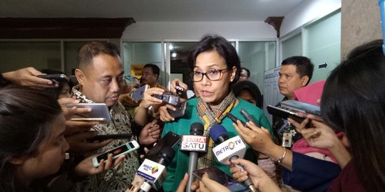 Sri Mulyani masih kaji aturan pajak belanja online