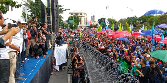 Jatim tetapkan upah sektoral buruh