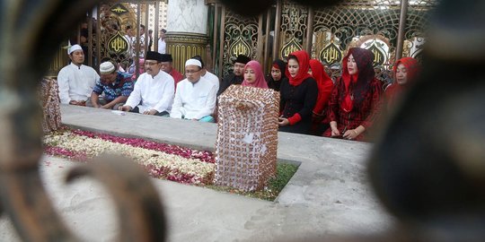 Ziarah Ke Syaichona Cholil, Puti teringat persahabatan Bung Karno dengan ulama