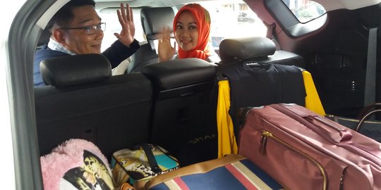 Maju Pilgub Jabar, Ridwan Kamil & keluarga resmi tinggalkan rumah dinas