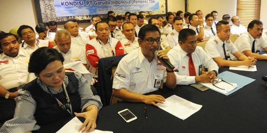 Pilot gelar konpers terkait kemerosotan kondisi keuangan Garuda