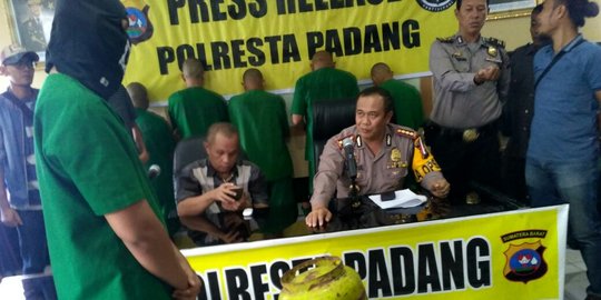 Polisi tangkap enam pelaku pengoplos gas di Padang