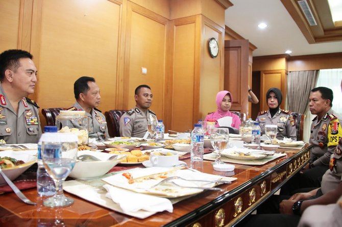 kapolri undang makan bripka yumanto