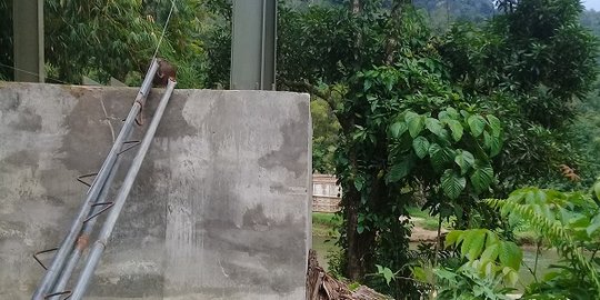 Kehabisan modal, kontraktor tinggalkan pembangunan jembatan di Pesisir Selatan