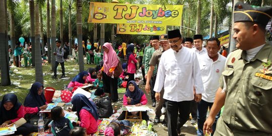 Gus Ipul berbagi keceriaan bersama ribuan anak TK dan PAUD