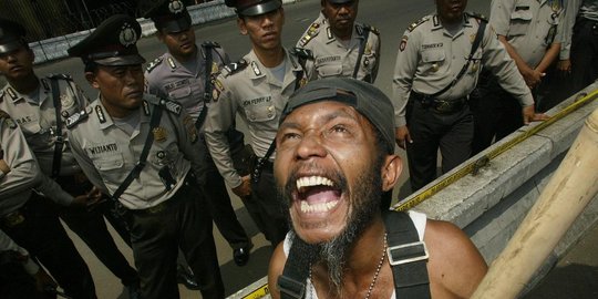 saham untuk papua