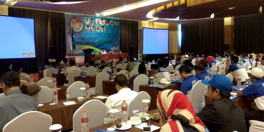 Kiai Asep sebut Jawa Timur butuh sosok seperti Khofifah-Emil