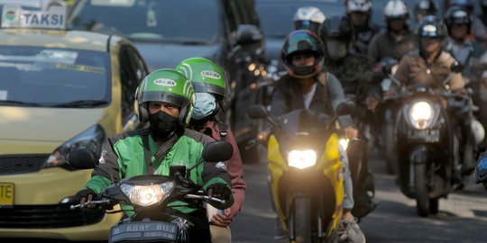 Survei: 62 persen pengemudi ojol di Surabaya dan Jakarta dari korban PHK