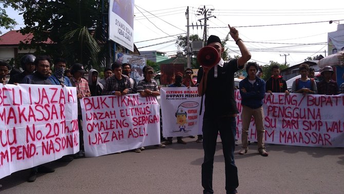 demo ijazah palsu di dinas pendidikan makassar