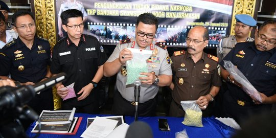 Polda Kalsel tangkap 12 orang penyelundup narkoba di Tanjung Pinang