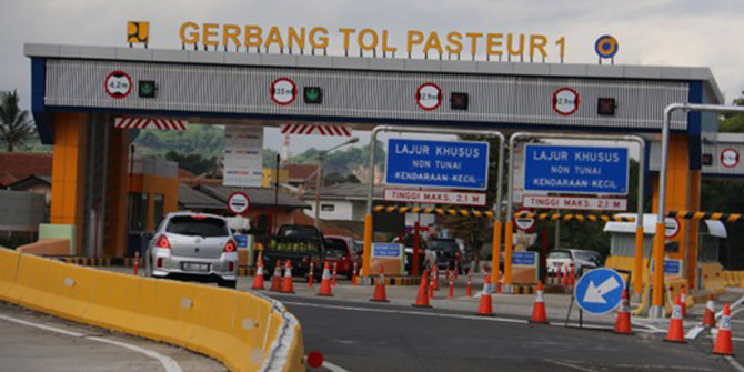 Mulai 30 Januari gerbang tol  Pasteur  arah  Jakarta pindah 