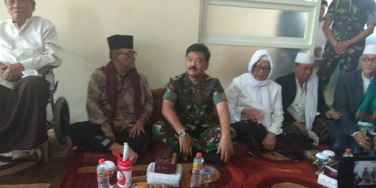 Panglima TNI Marsekal Hadi temui ulama se-Jatim di Malang