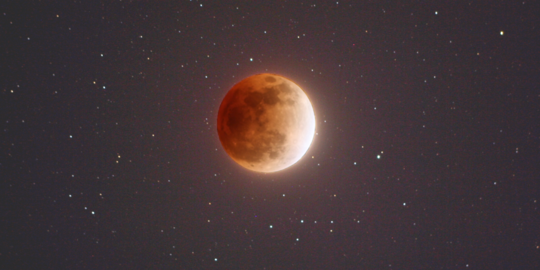 BMKG sebut super blue blood moon besok berdurasi terlama sepanjang abad ini