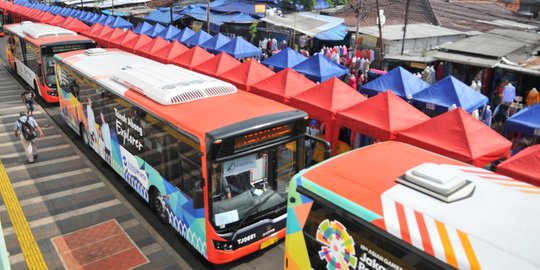 Anies bertahan di tengah gempuran buka jalan di Tanah Abang