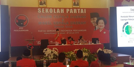 Di sekolah PDIP, Wabup Trenggalek paparkan ekonomi berbasis koperasi