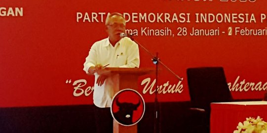 Menteri Basuki: Tak usah ke kota, petani bangun irigasi di desa juga dapat upah