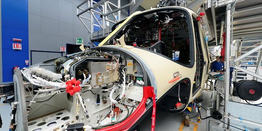 Intip dapur pembuatan helikopter AgustaWestland AW189