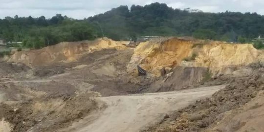 Operator ekskavator tewas tertimbun longsor tambang batubara di Samarinda