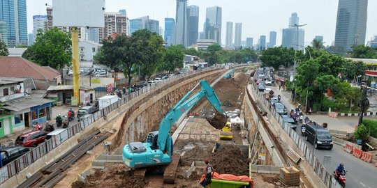 Jalan A.H Nasution tuai polemik di Jakarta