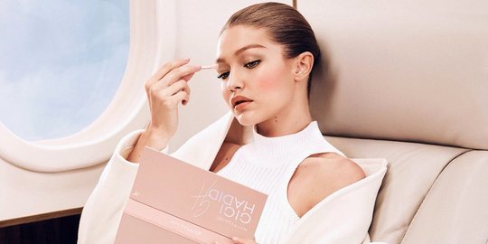 Koleksi makeup Gigi Hadid x Maybelline yang paling dinanti bakal hadir di Indonesia