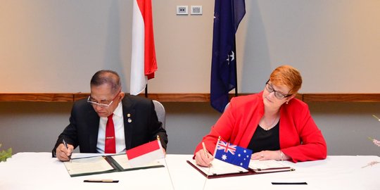 Ryamizard Ryacudu tandatangani perjanjian kerja sama pertahanan Indonesia-Australia