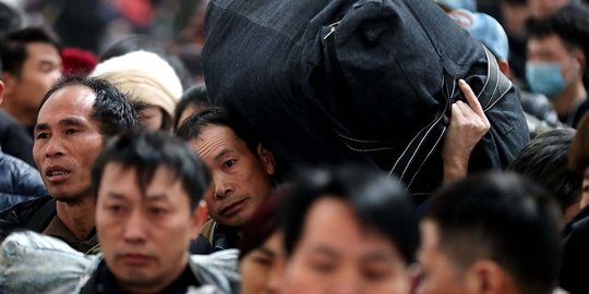 Melihat padatnya arus mudik ala warga China