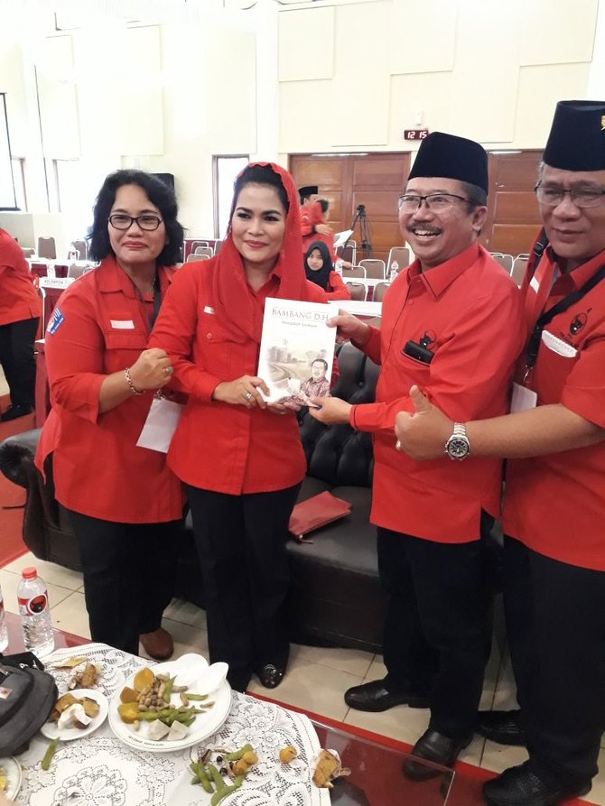 puti soekarno dan bambang dh
