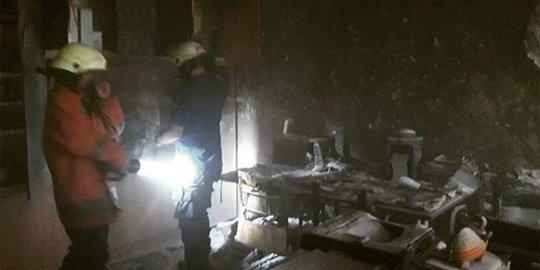 Plt Sekjen DPR pastikan tak ada dokumen penting yang terbakar