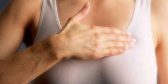 10 Cara mengecilkan payudara dengan cepat, aman dan alami