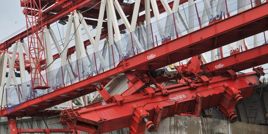 Polisi sebut ada kelalaian pada jatuhnya bantalan crane Jatinegara