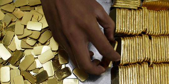 Awal pekan, harga emas Antam stagnan di Rp 633.000 per gram