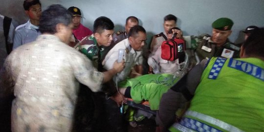 12 Jam tertimpa beton, Mukhmainna berhasil dievakuasi