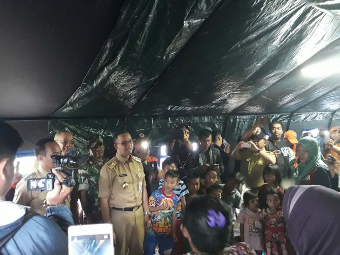 anies di lokasi banjir