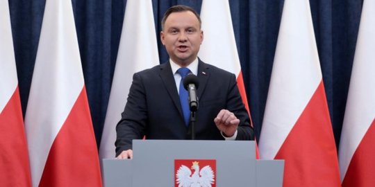 Polandia akan sahkan RUU Holocaust, Israel dan AS ajukan protes