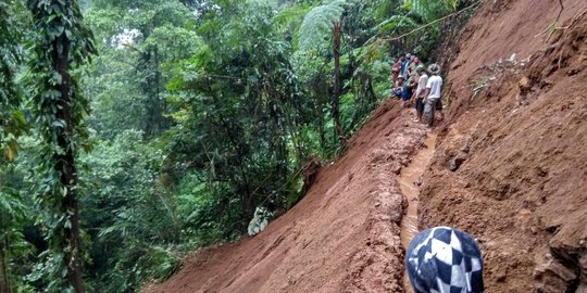 Cari rumput, ketua RT di Pekalongan hilang diduga tertimbun longsor