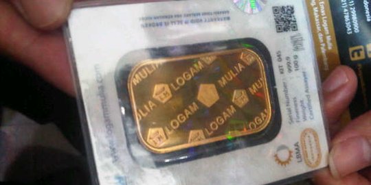 Turun Rp 2.000, harga emas Antam dibanderol Rp 634.000 per gram