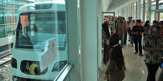 Jalur aman pascatembok underpass ambrol, KA Bandara beroperasi lagi malam ini