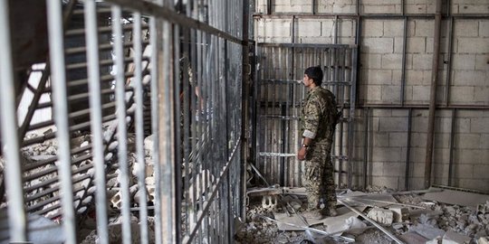 Dua pria Inggris ditangkap militan Kurdi karena terlibat ISIS