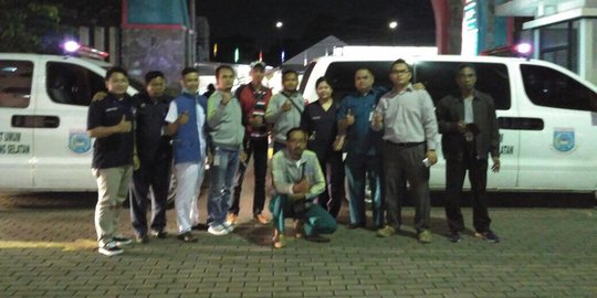 20 Ambulans RSUD dan Puskesmas Tangsel jemput korban kecelakaan bus di tanjakan Emen