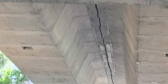 Jalan layang bus Transjakarta koridor 13 dikabarkan retak, ini penjelasan Bina Marga