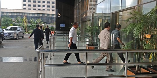 Bupati Ngada tiba di KPK, saat OTT ditangkap bersama pegawai pemkab